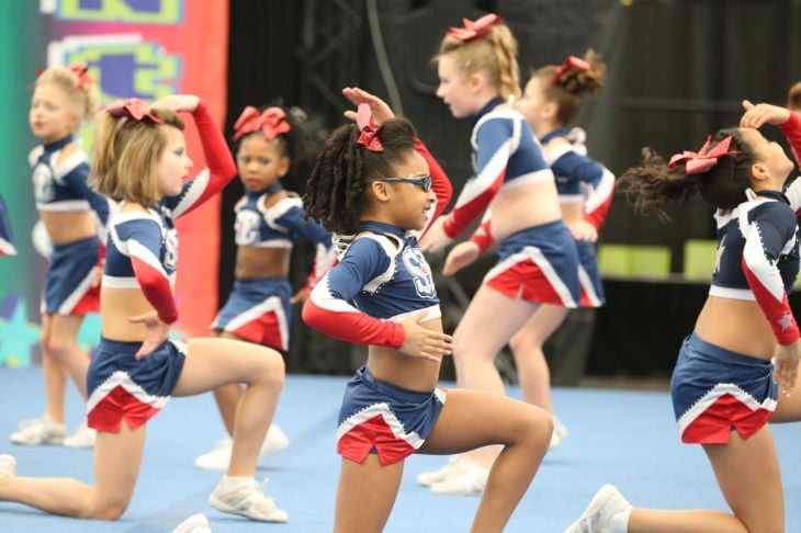 CHEERLEADING COMPETITION