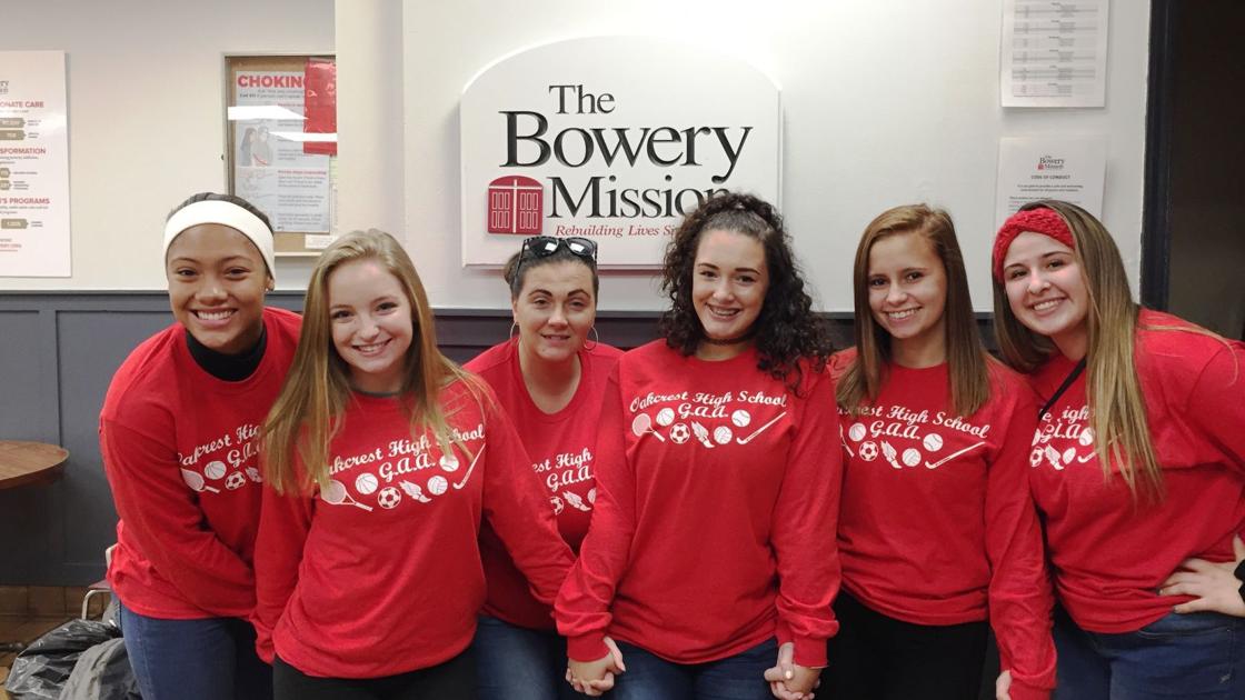 Oakcrest Students Visit The Bowery Mission Hamilton Township Pressofatlanticcity Com