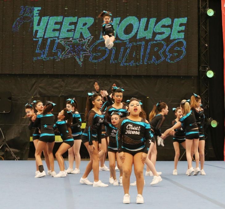 CHEERLEADING COMPETITION
