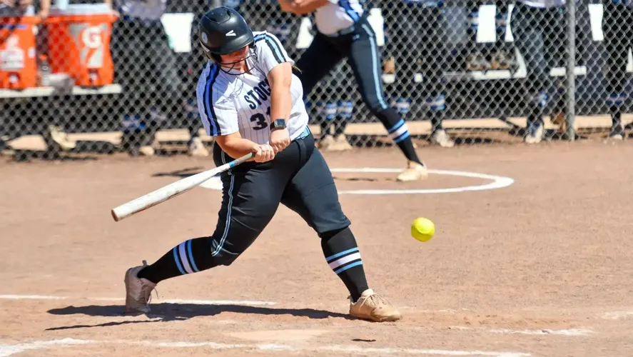 #18 Stockton Edged 7-6 in NCAA Tournament Game