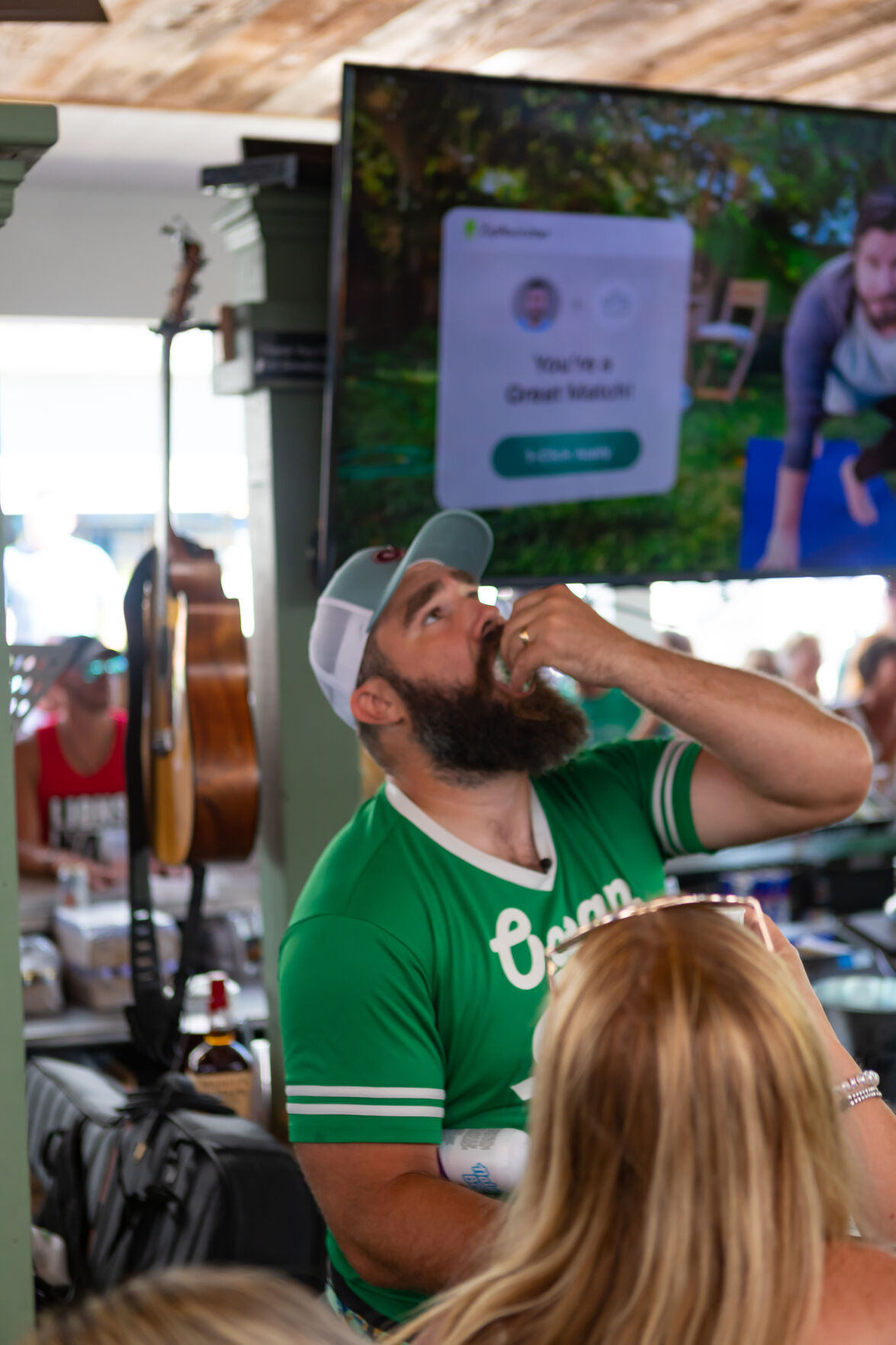 Jason Kelce's celebrity bartending event raises more than $375,000