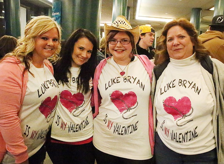 luke bryan review