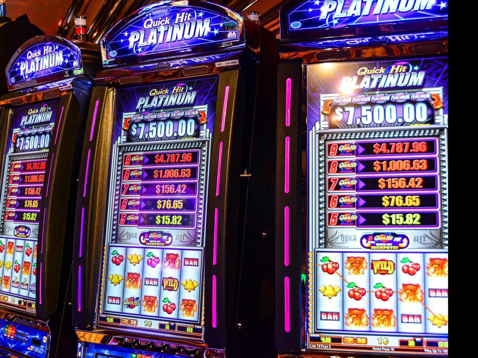 2019 Double Top Dollar Slot Machine Wins