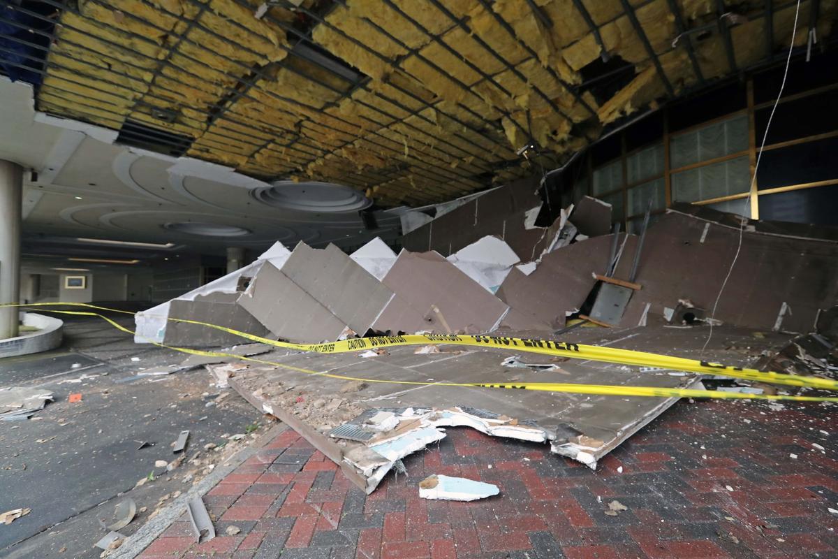 Ceiling of the porte cachere at Atlantic Club fell down