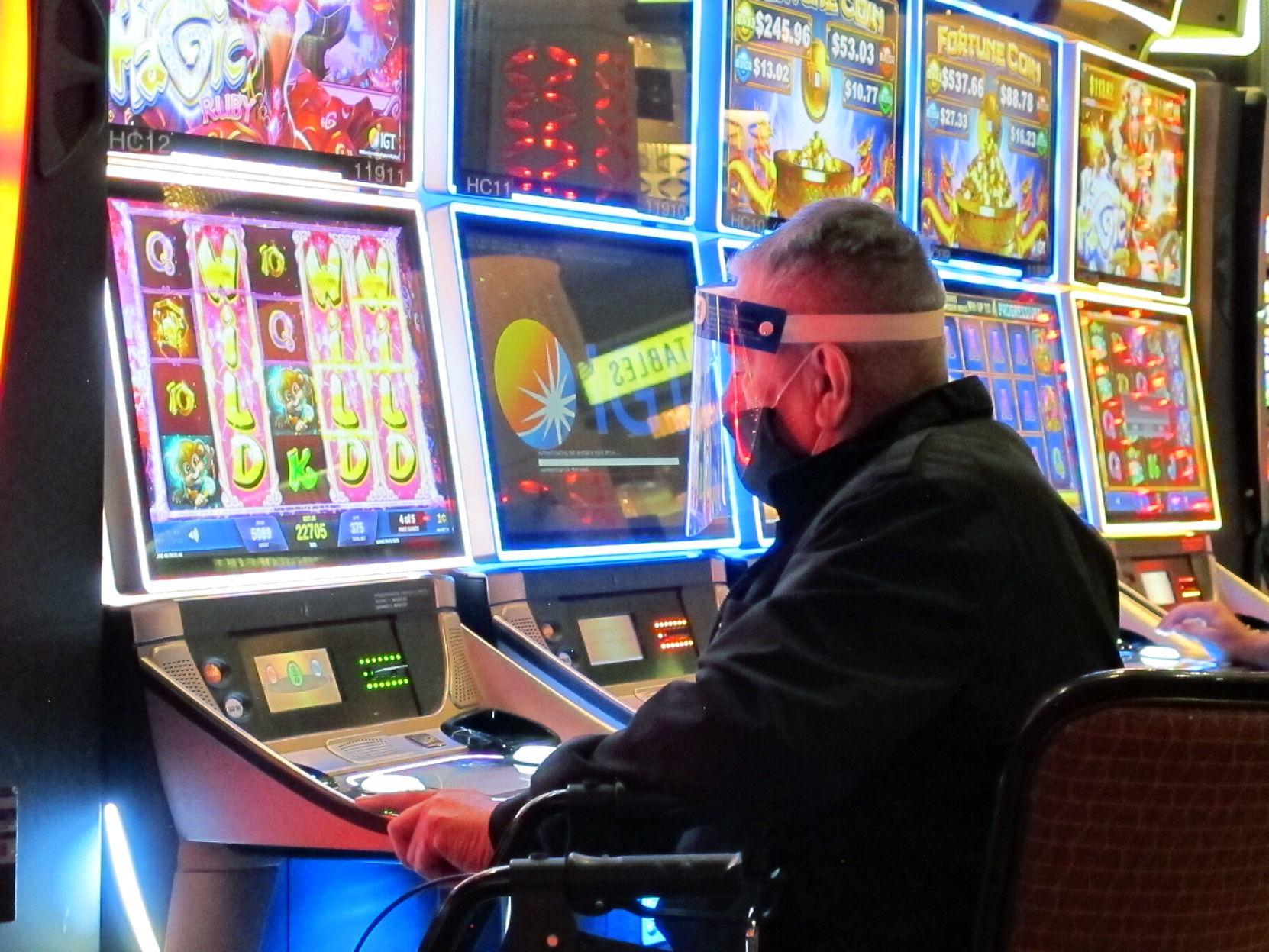 Shark week casino slot game Shark week casino slot game