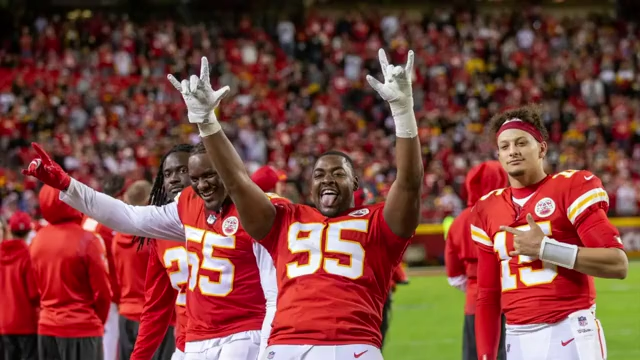 Kansas City Chiefs clinch the AFC West