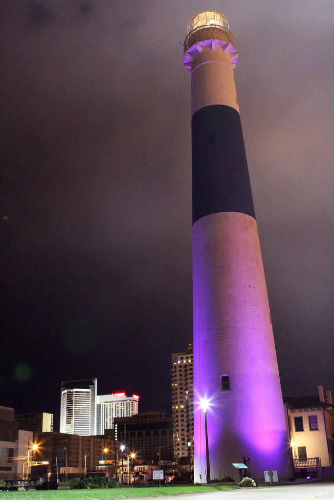 Absecon Lighthouse shines for pancreatic cancer, married couple