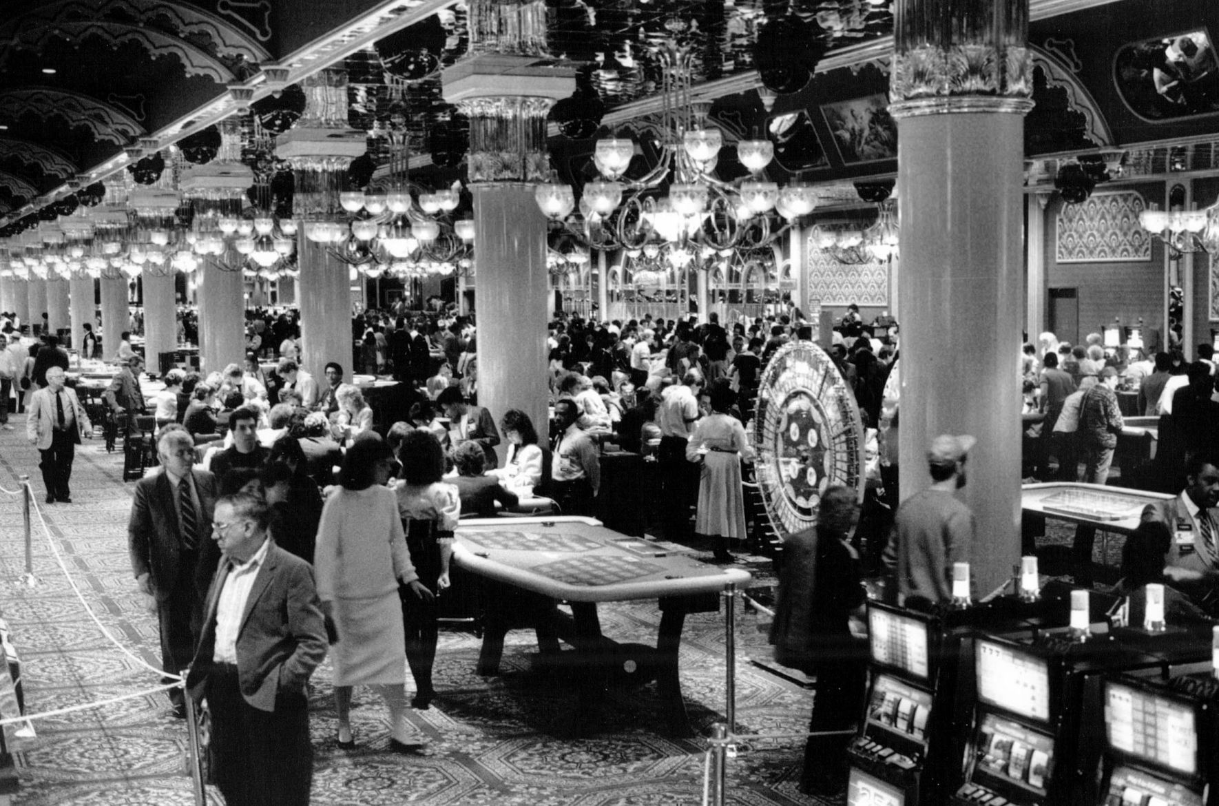 1990 showboat casino atlantic city robbery shooting