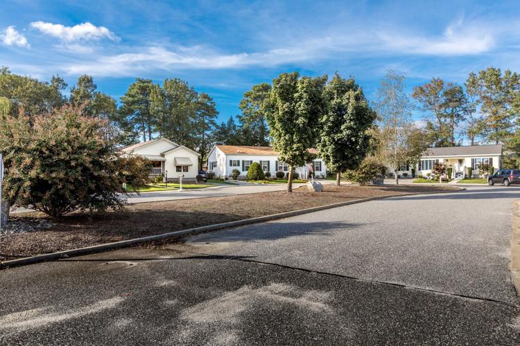 Oaks of Weymouth offers peacefulness, activity