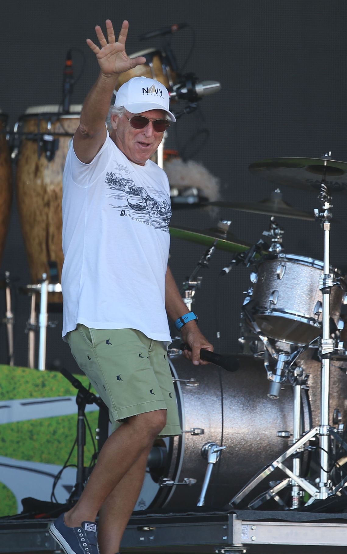 Jimmy Buffett concert late