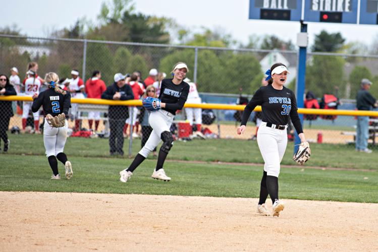 Hammonton wins twice to reach semifinals of its softball tournament
