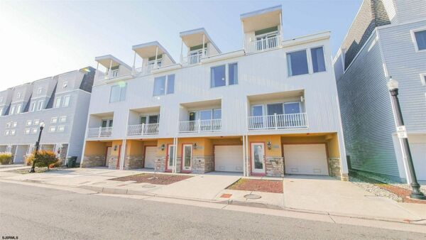 3 Bedroom Home in Atlantic City - $715,000