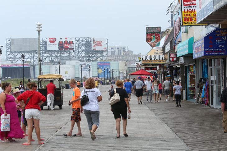 are dogs allowed in atlantic city boardwalk