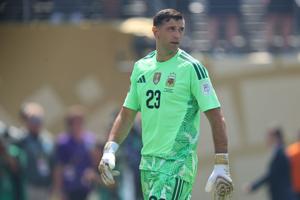 Emiliano Martinez, Argentina's goalkeeper, during the FIFA World Cup final against Spain at New York-New Jersey Stadium in East Rutherford, New Jersey