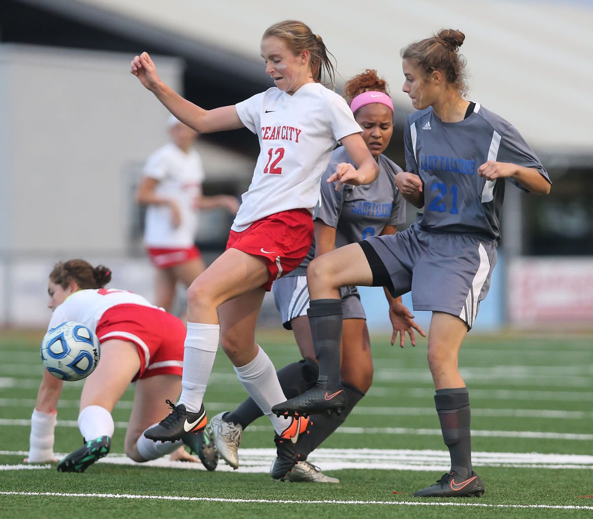 Ocean City Oakcrest Girls Soccer
