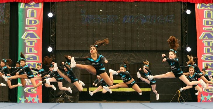 CHEERLEADING COMPETITION