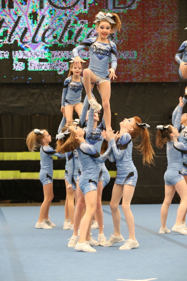 CHEERLEADING COMPETITION