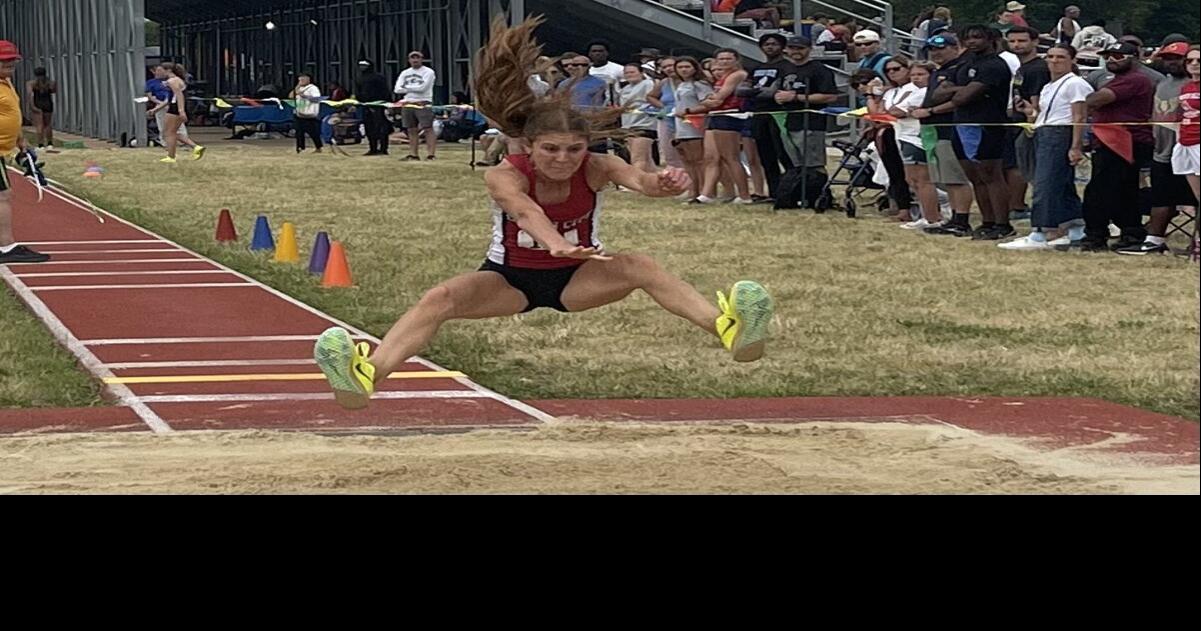 Curtis, Gonzalez, Howard win titles at track Meet of Champions