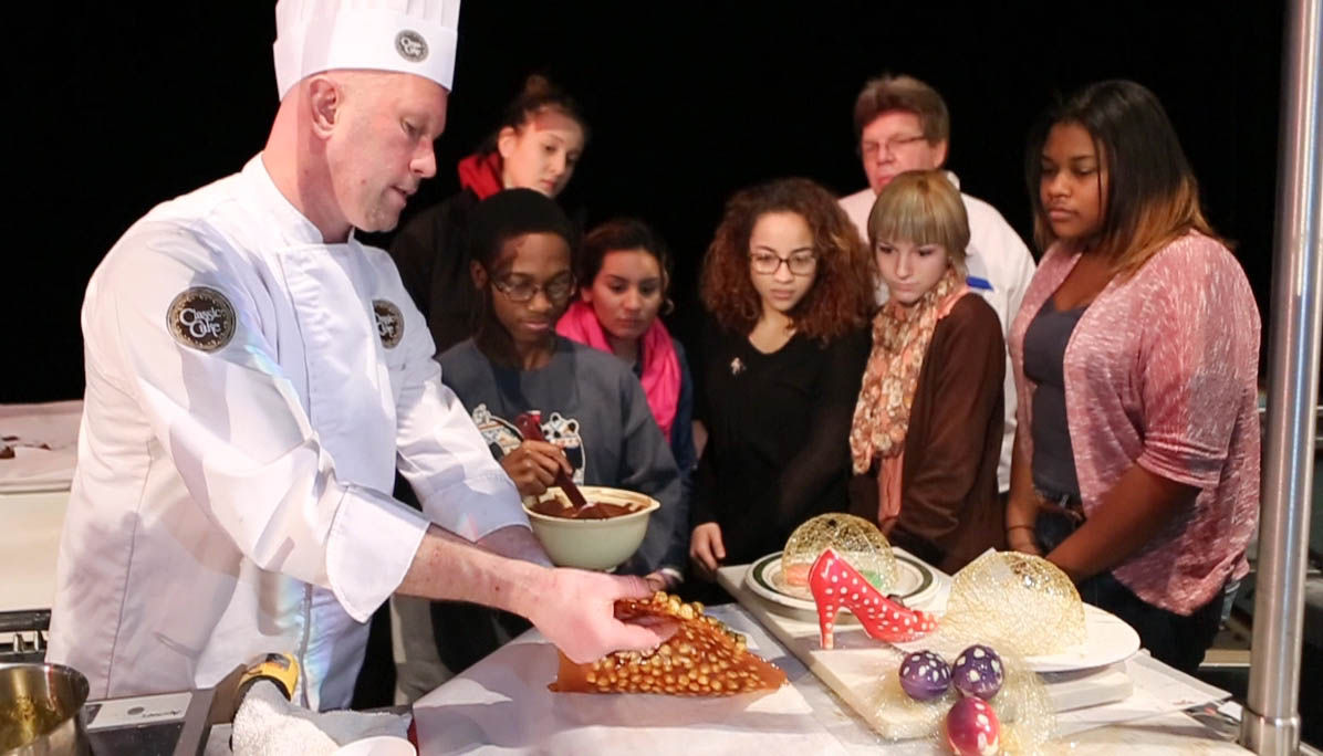 Pastry chef presents workshop for ACIT students | Education