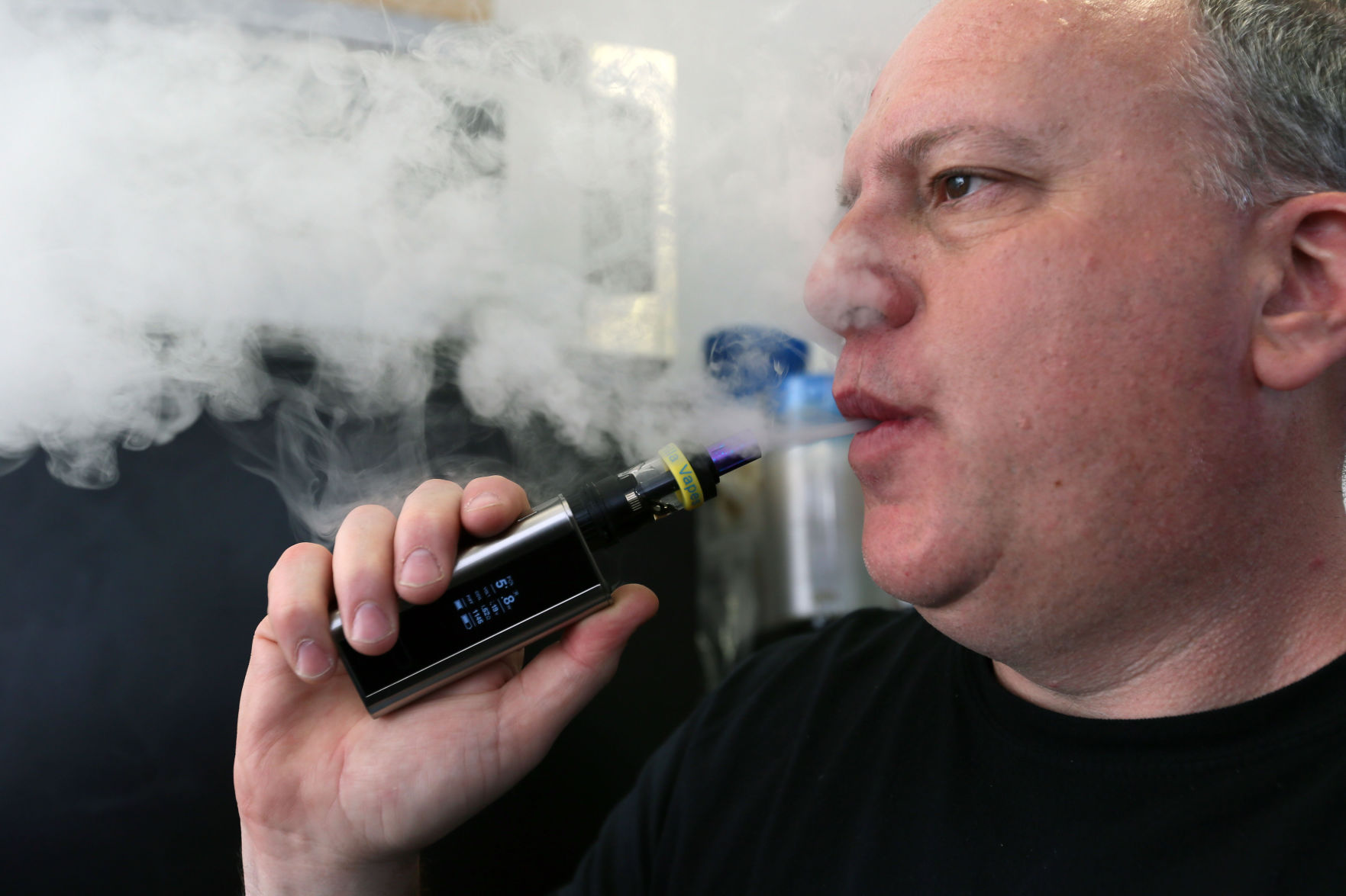 Proposed state laws threaten vape businesses