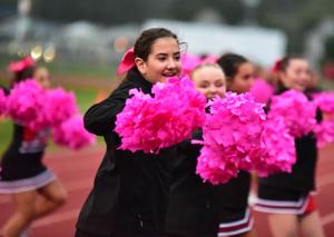 101417_spt_fbmiddle 17