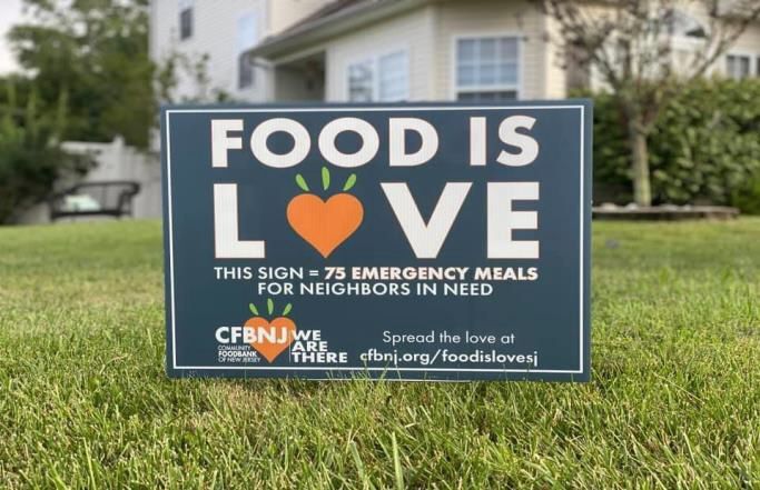 082720_reg_foodbanksigns sign