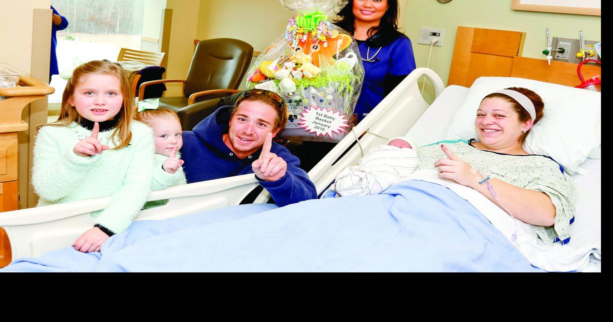 AtlantiCare’s first baby of 2016 born to South Seaville couple