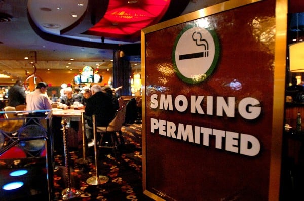hollywood casino dayton smoking area