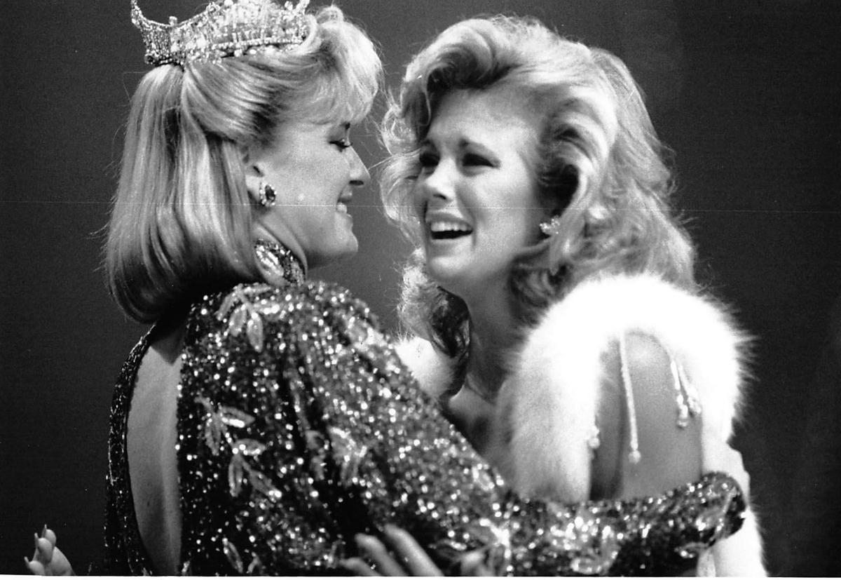 Look Back At Miss America In The 1980s Photo Galleries 