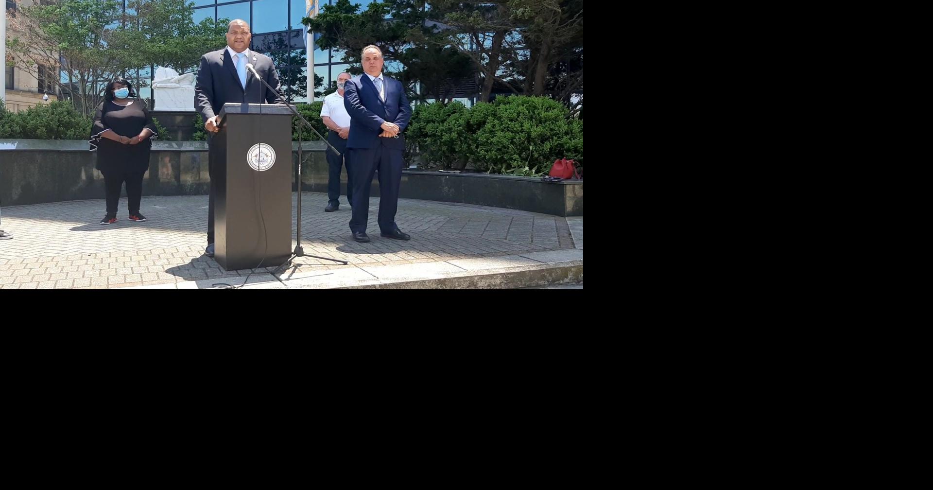 Small announces 5 decrease in Atlantic City property taxes