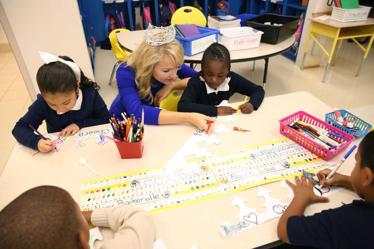 092716_nws_missamerica