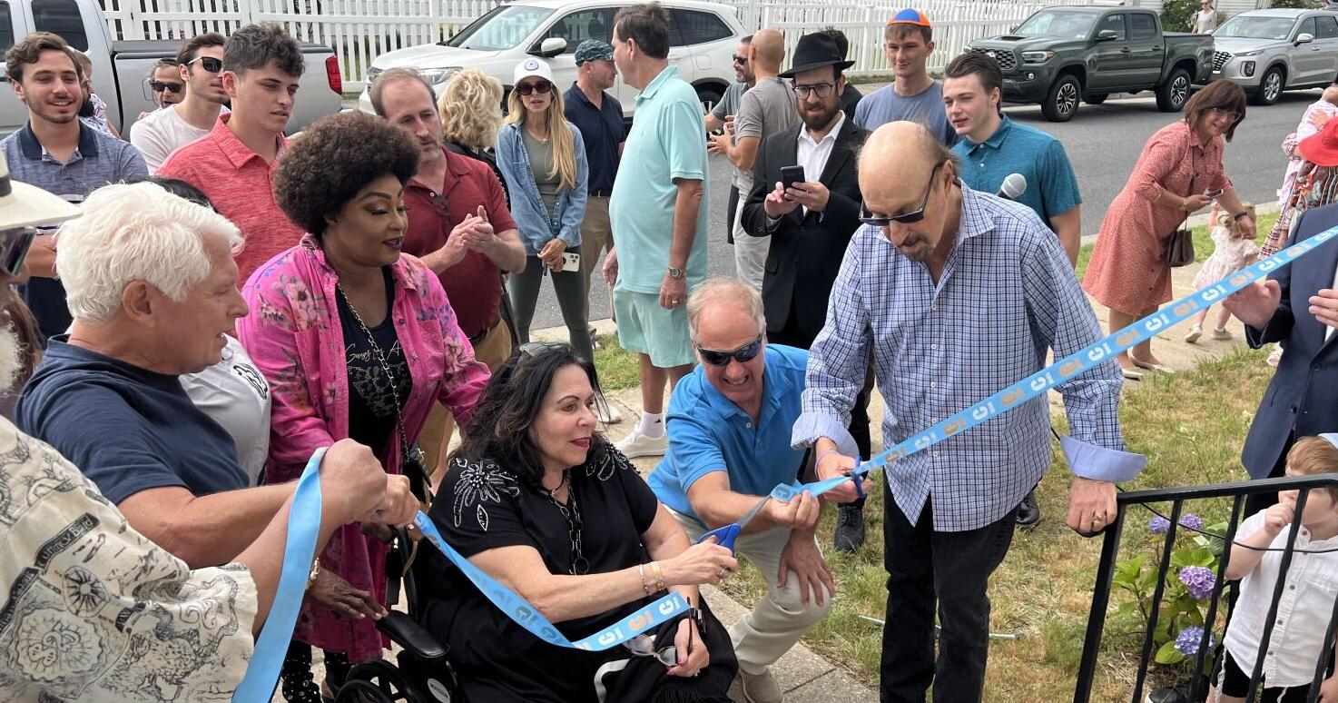 CTeen cuts ribbon at Ventnor teen lounge - Vimarsana News