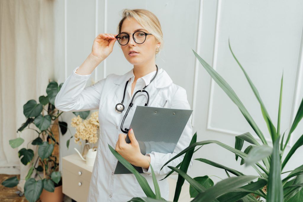 How to Become a Nurse Practitioner (NP)