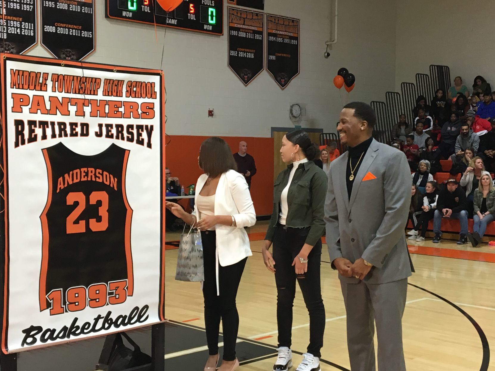Stephano Anderson's jersey retired 