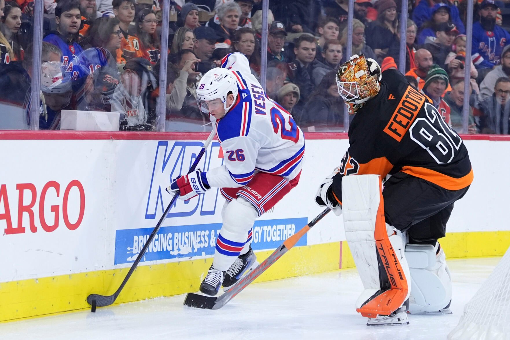 Travis Konecny Scores Twice, Philadelphia Flyers Top Rangers