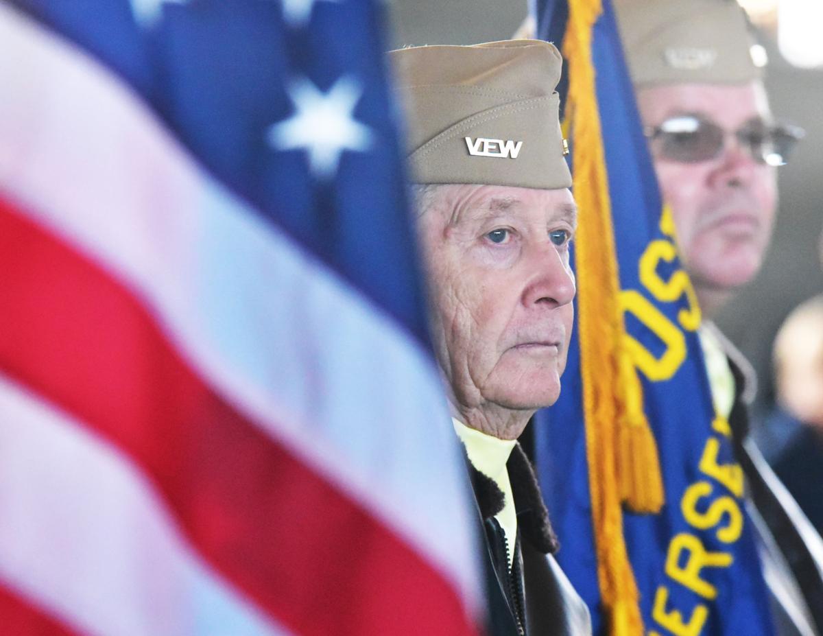 111617_cmc_vetceremony 04