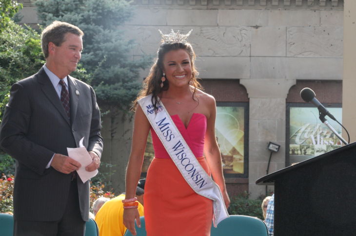 MISS AMERICA ARRIVES