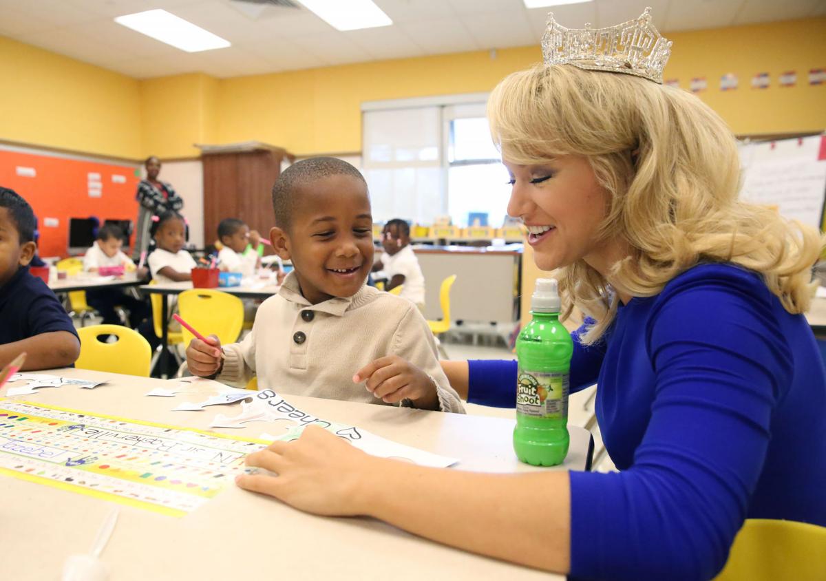 092716_nws_missamerica