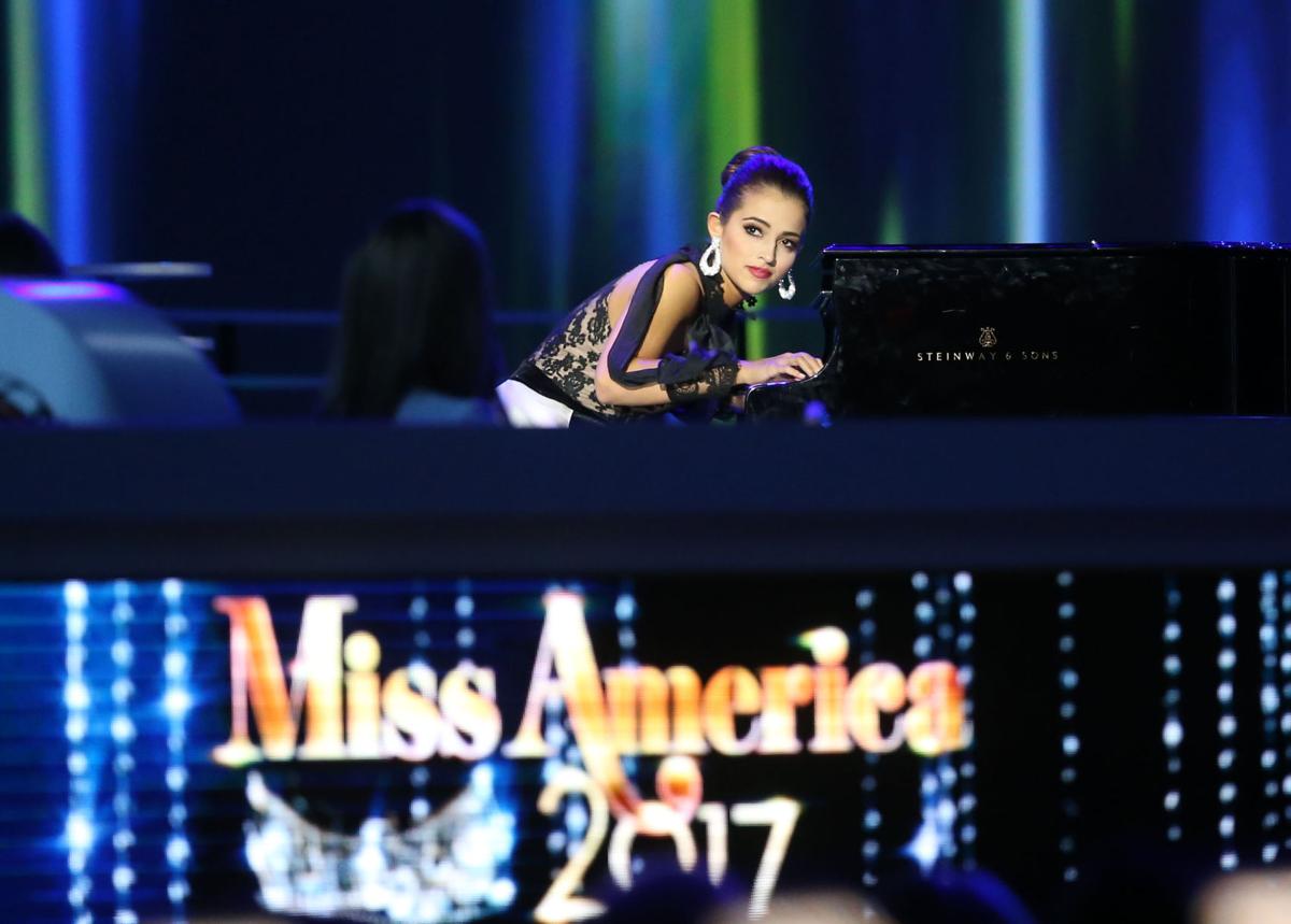 Miss America 3rd preliminary night Gallery