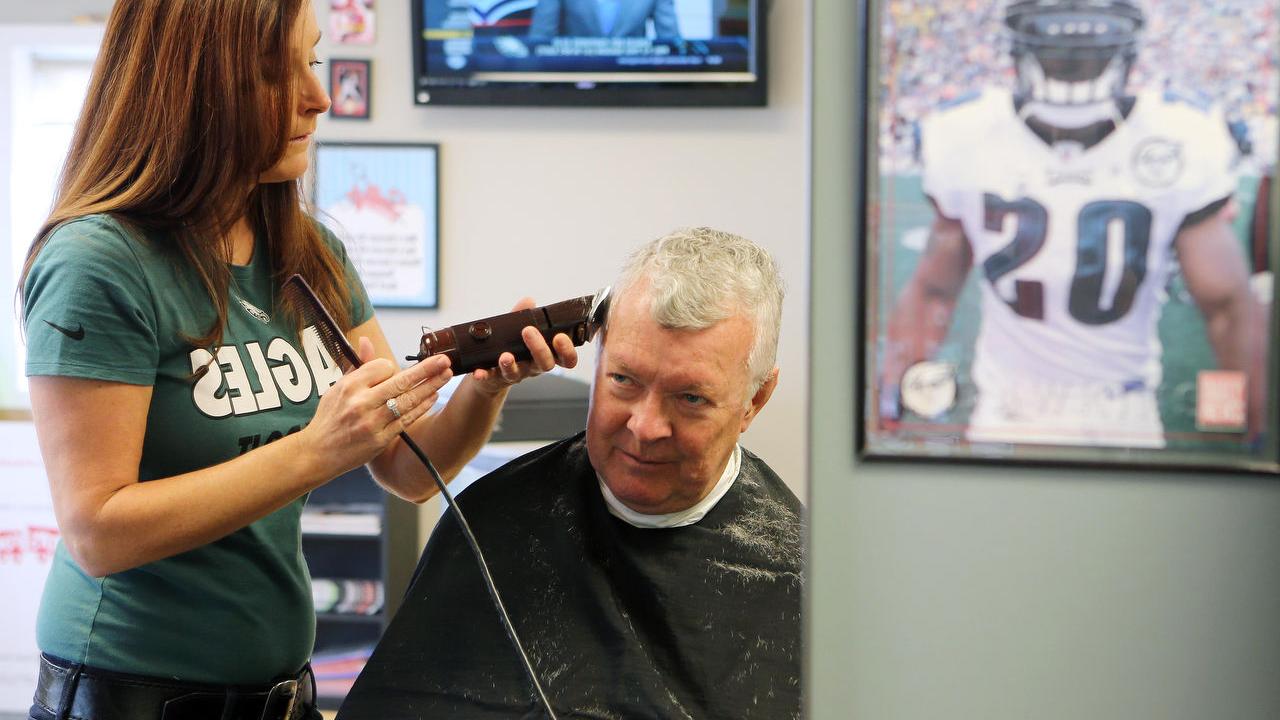 Cape May Court House barbershop family- and sports-oriented