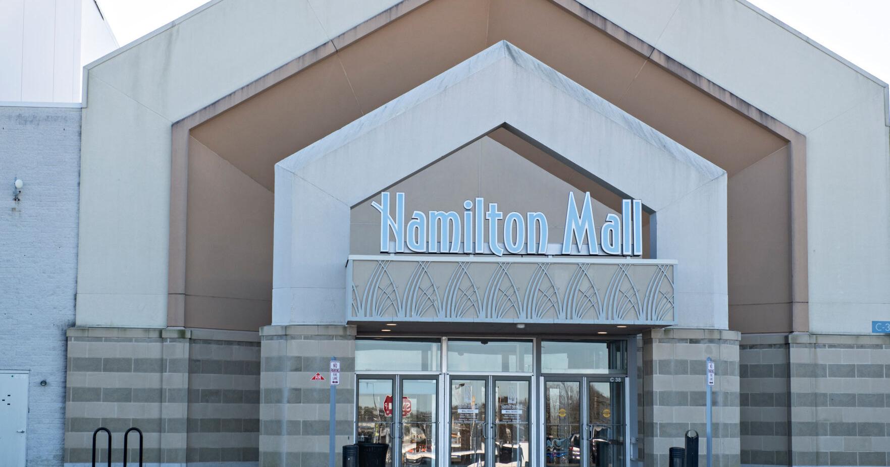 Express store at Hamilton Mall to close - Vimarsana News