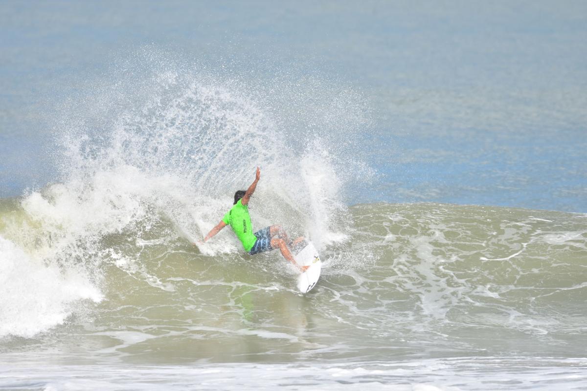 Ocean Citys Rob Kelly Enjoying Hot Streak Surfing Waves Atlantic