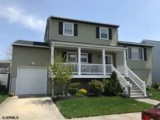 3 Bedroom Home in Ventnor Heights - $499,000