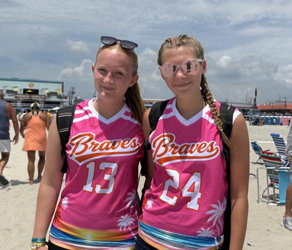 Julia Macchione, Leah Engelmann