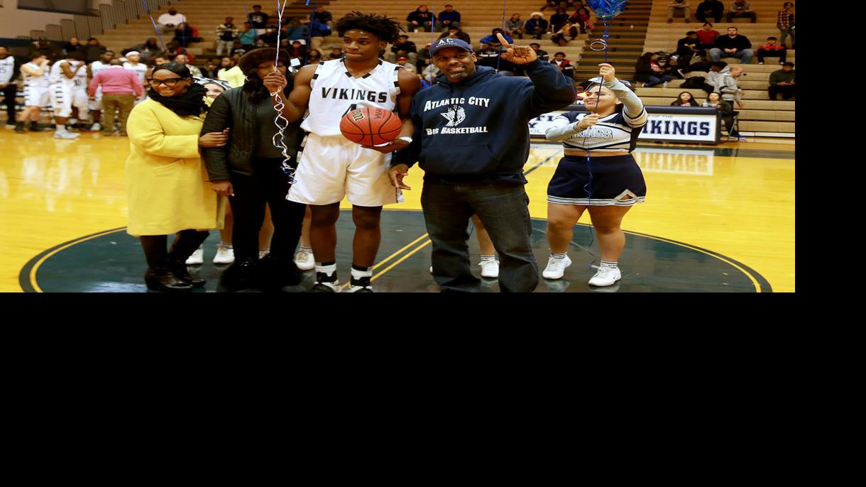 Atlantic City S Bethea Scores 1 000th Career Point High School