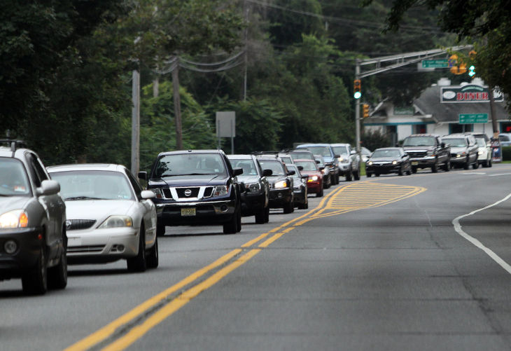 Labor Traffic