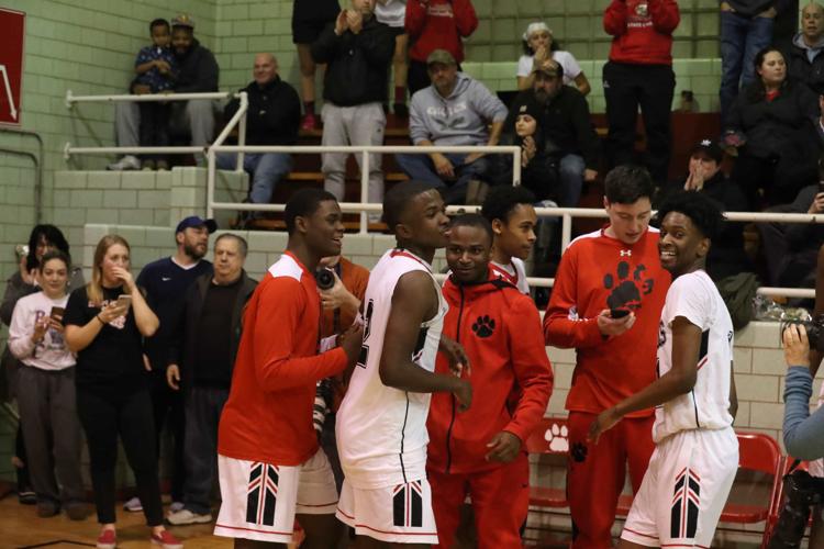 St. Joseph's Marcellus Ross gets 2,000th point in win over No. 10 P'ville