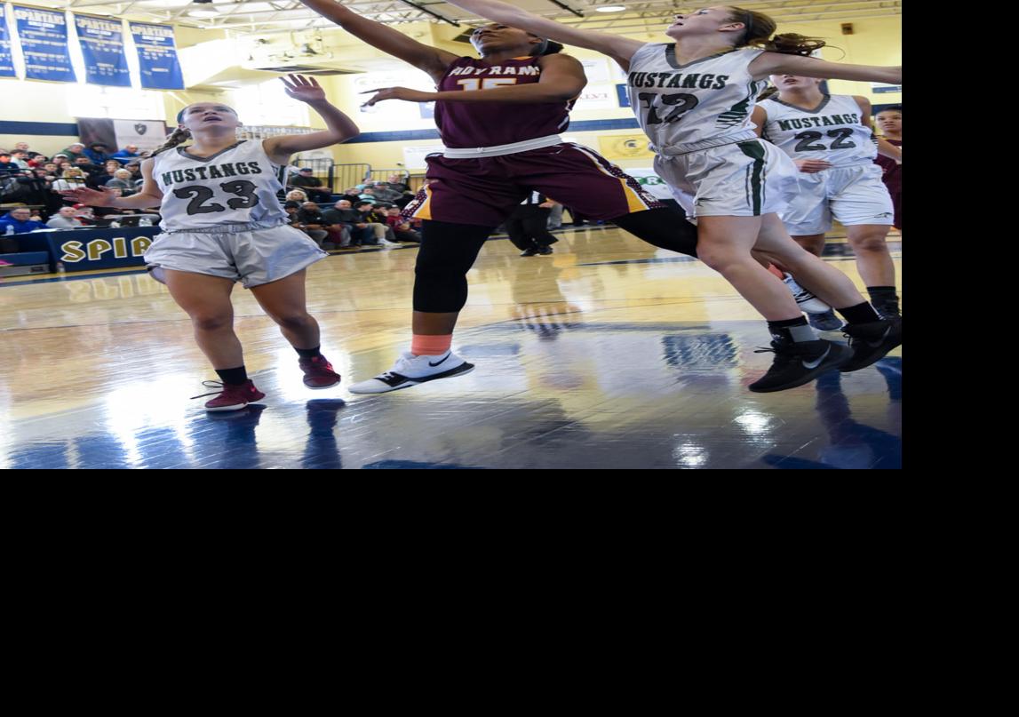Photos Day 1 Of 2018 Seagull Classic Basketball Sports