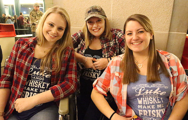 luke bryan review