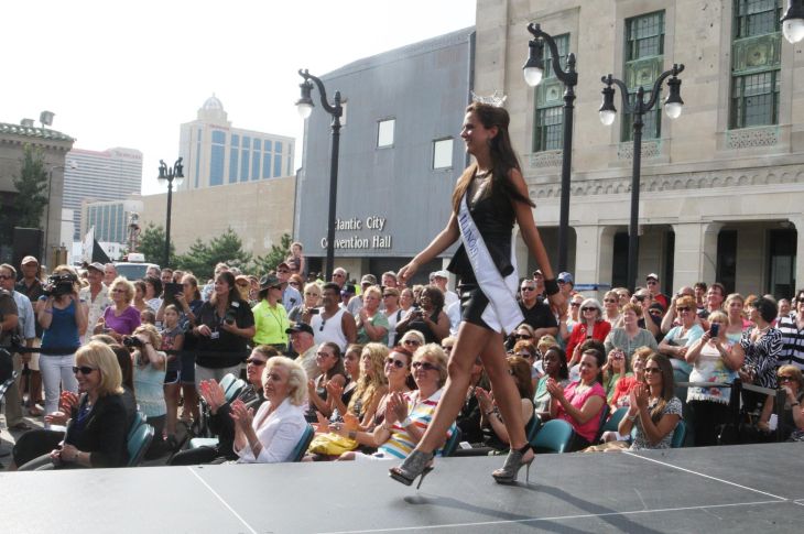 MISS AMERICA ARRIVES